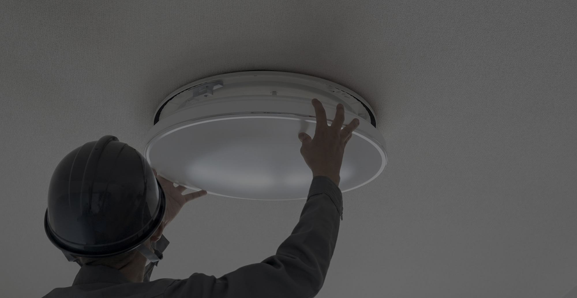 暮らしに欠かせない電気を 確かな技術で支える